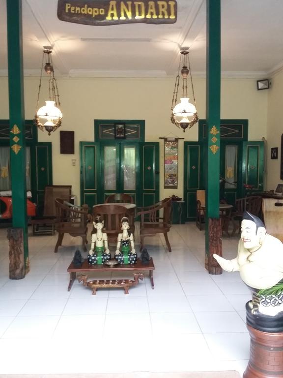 Pendopo Andari Homestay Джокьякарта Экстерьер фото